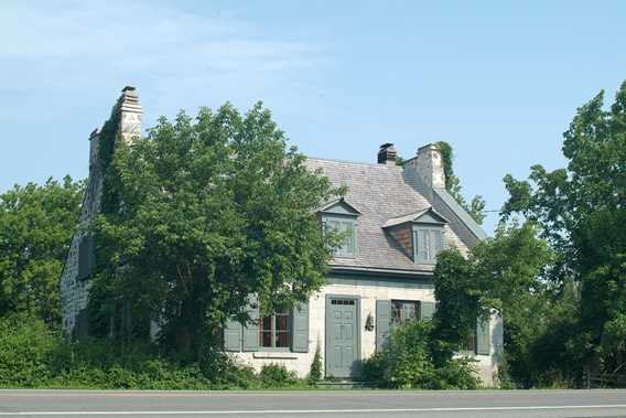 Go cycling on the Chemin du Roy