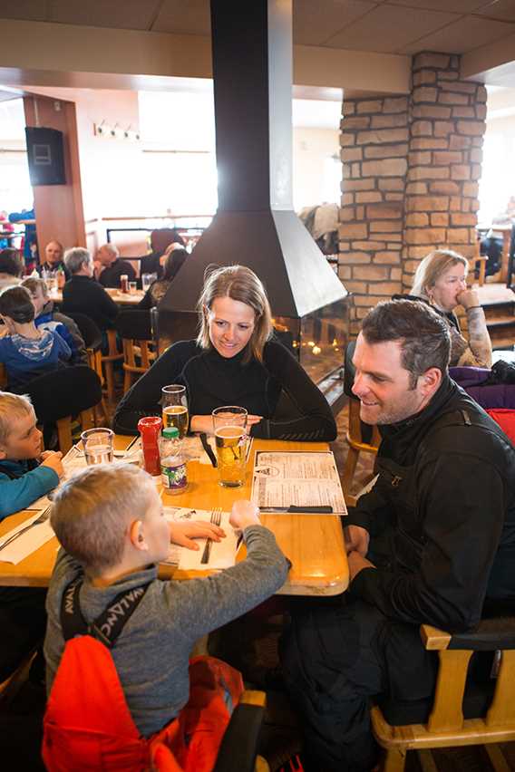 Faire du ski en famille à Val Saint-Côme