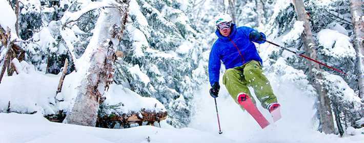 Go skiing at the La Réserve Ski Center