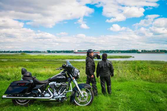 Motorcycling at Berthier and its islands